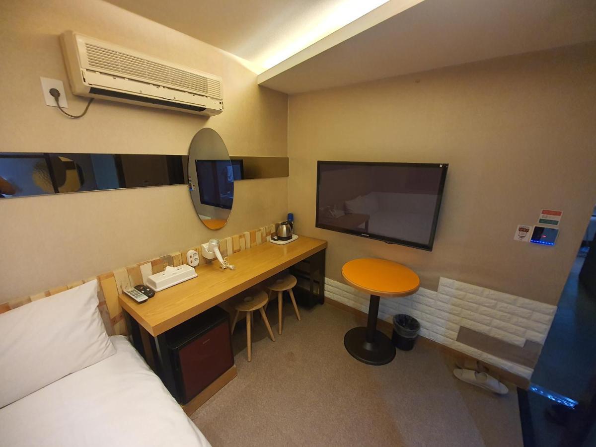 Hotel Daisy Сеул Екстер'єр фото